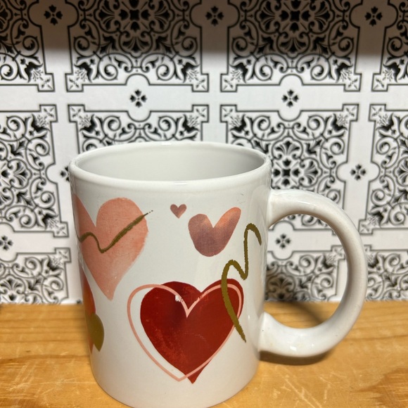 Heart Pattern Mug - Picture 3 of 5